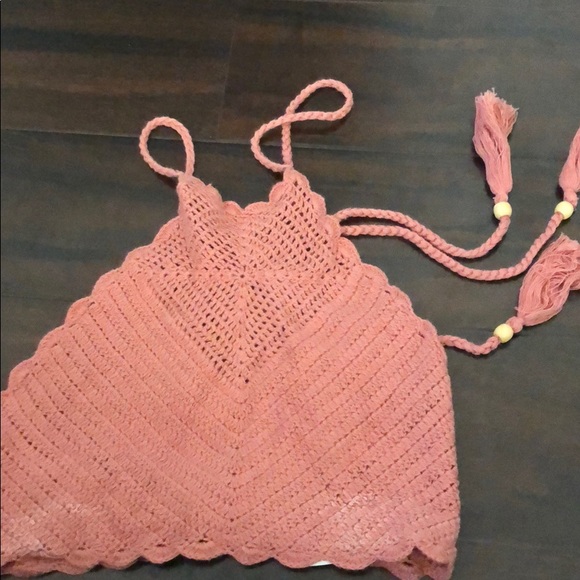 Kendall & Kylie Crochet Crop Top - Picture 1 of 3